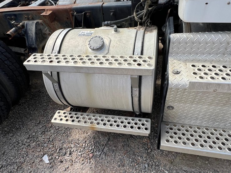 kenworth-t6-image-43