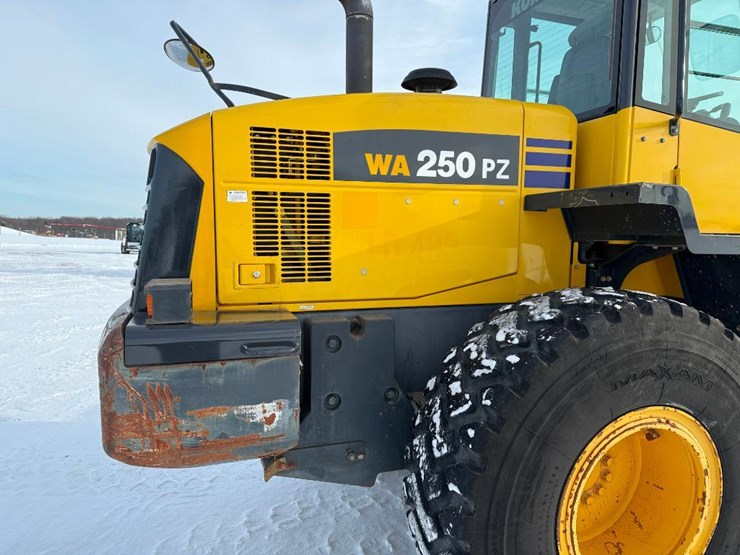 2011-komatsu-wa250pz-6-image-20