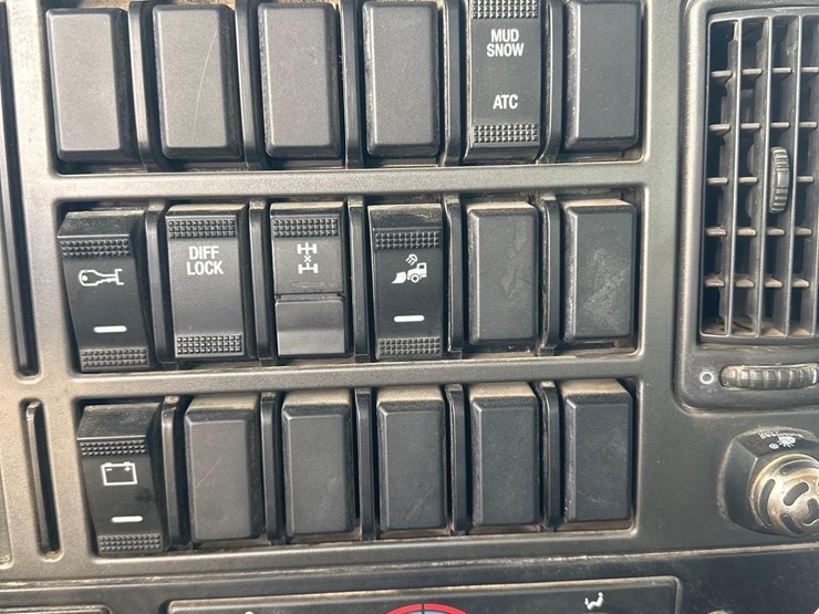 2019-mack-gr64b-quad/a-dump-truck-image-25