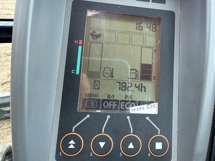 2020-deere-50g-image-11