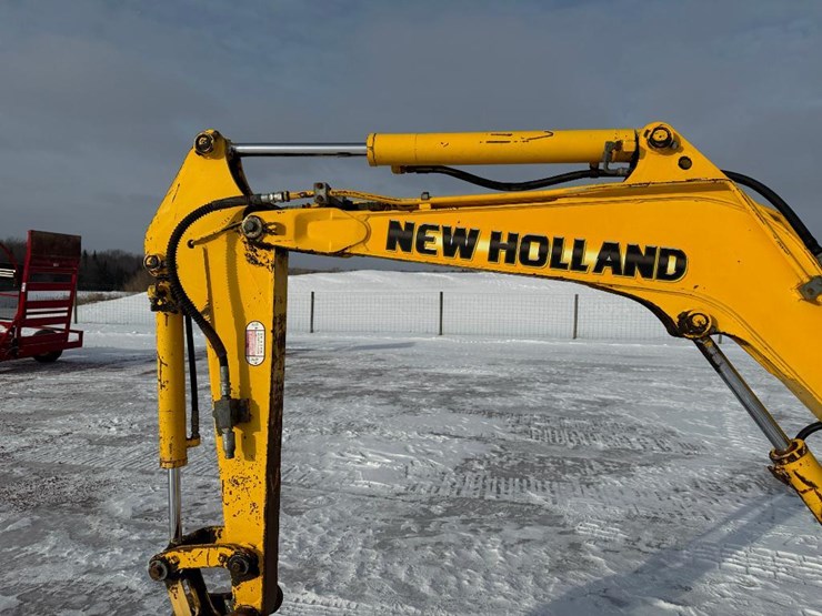 new-holland-e27sr-image-36