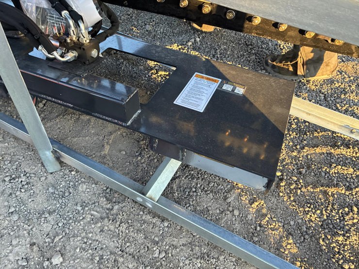 #115391-•-skidsteer-mt-sickle-mower-w/72"-cut-image-8