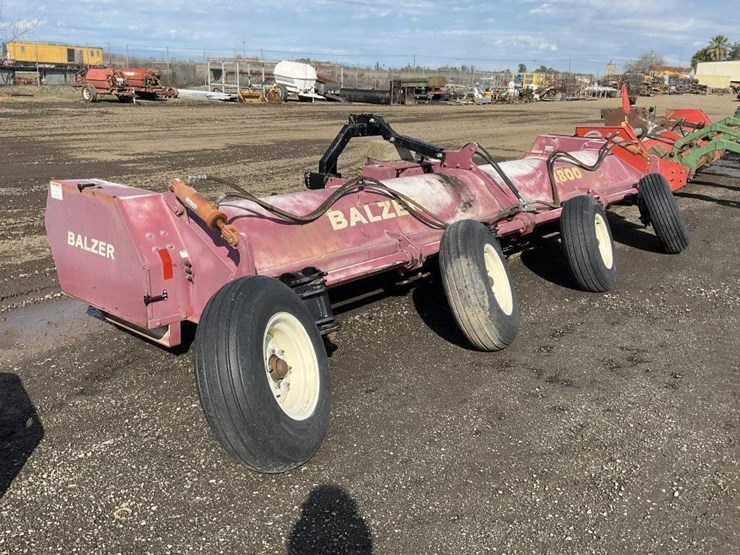 balzer-18'-pull-pto-chopper-image-6