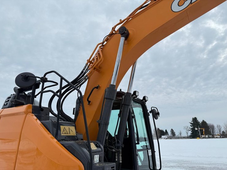 case-cx145dsr-image-32