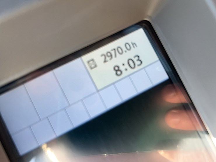 2017-hitachi-zx120-6-image-27