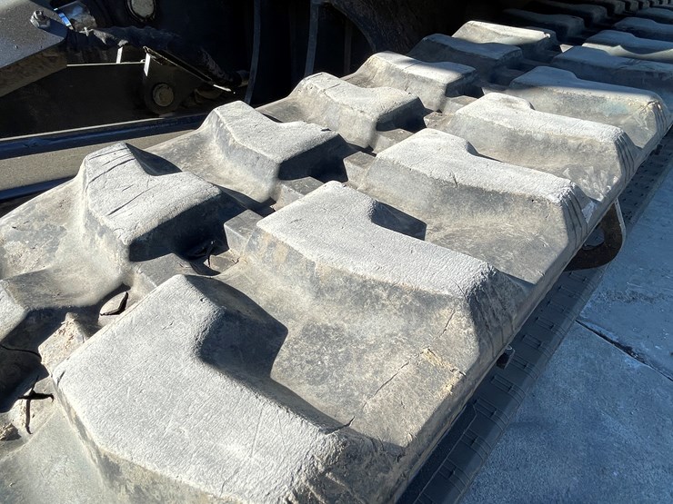 2021-bobcat-e32i-image-21