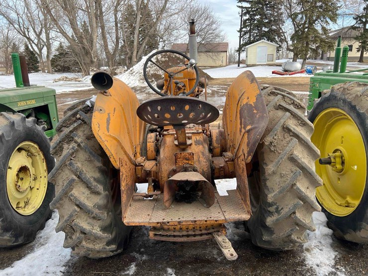 minneapolis-moline-tractor-image-5