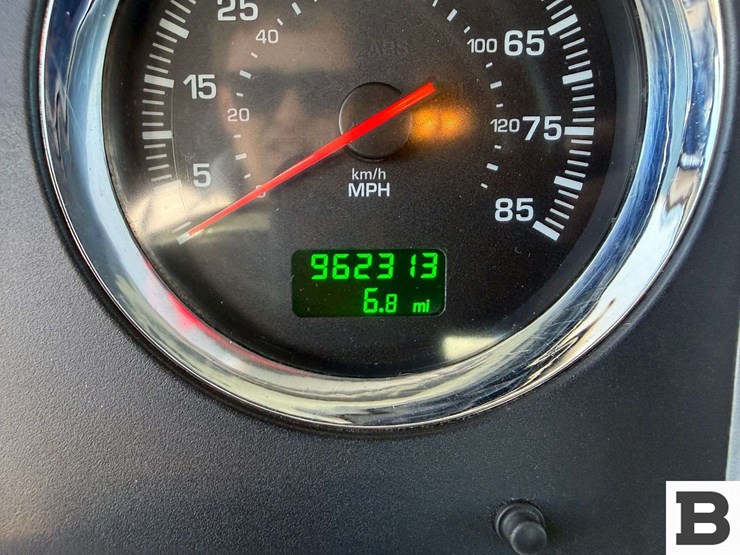 2015-kenworth-t800-image-59