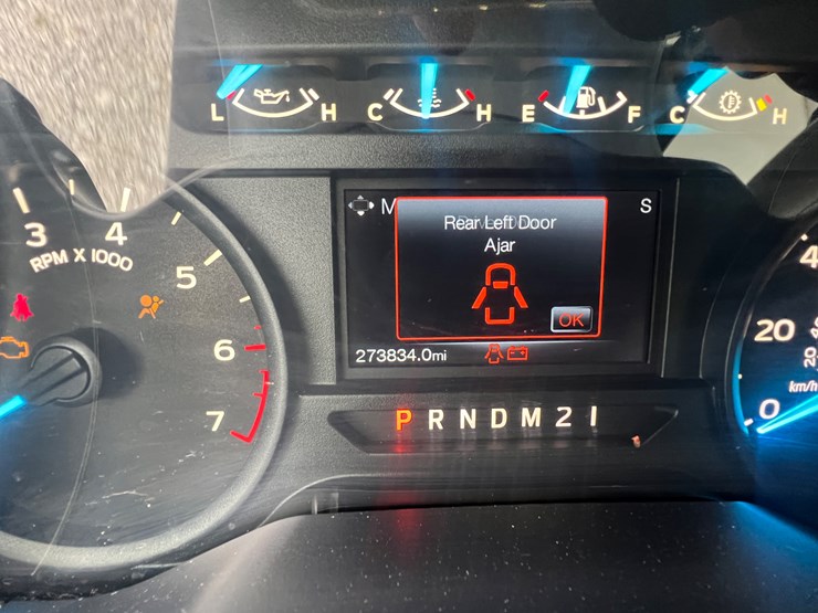 2017-ford-f150-xl-image-25