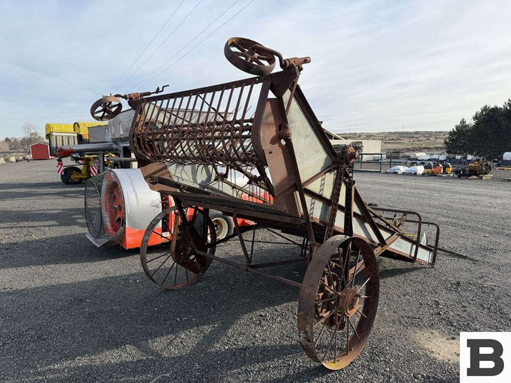 green-crop-model-r-hay-loader-image-4