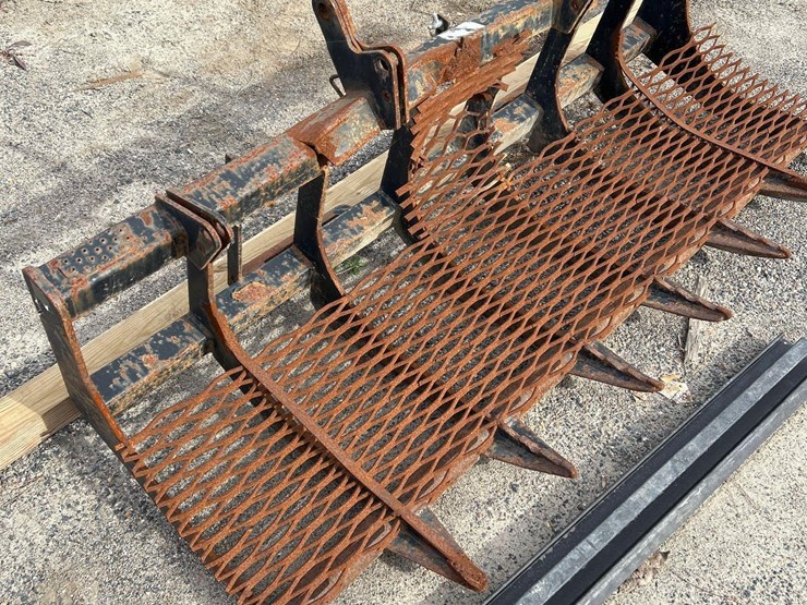 78in-skid-steer-debris-collection-attachment-image-1