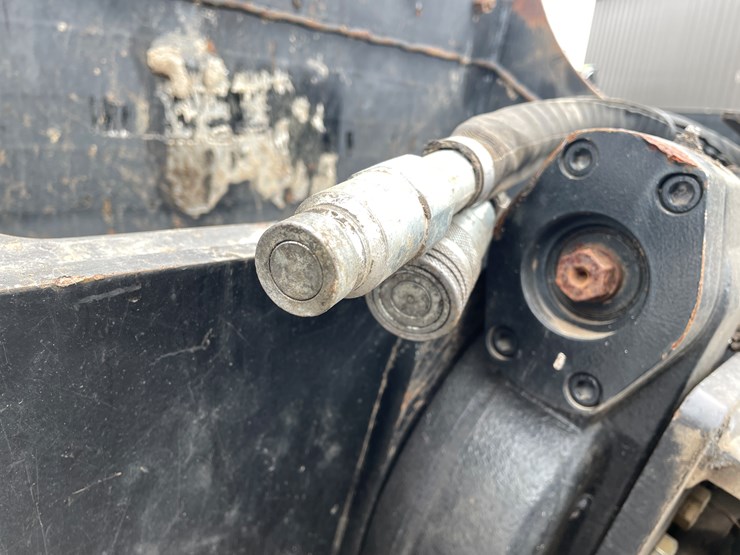 #165-•-cmp-36"-excavator-angle-bucket-image-6