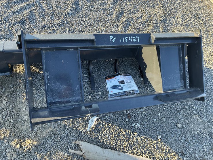 #115427-•-72"-skidsteer-ripper-image-2