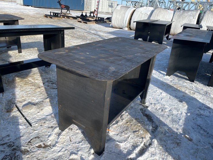 #2531-•-new-kc-welding-table-with-shelf-image-3