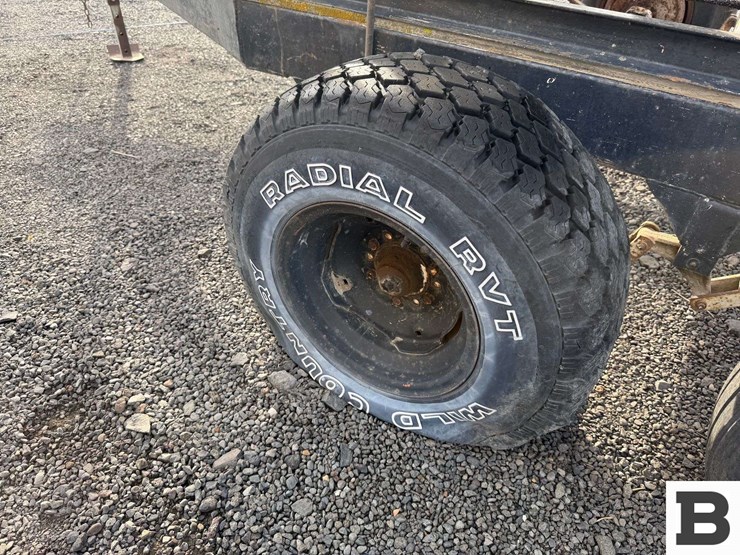 willmar-seed-tender-trailer-image-13