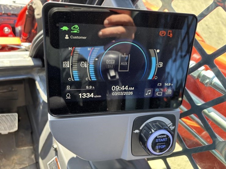 2024-kubota-svl75-3-image-26