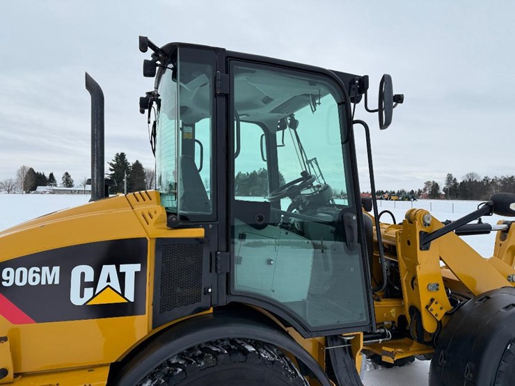 caterpillar-906m-image-24