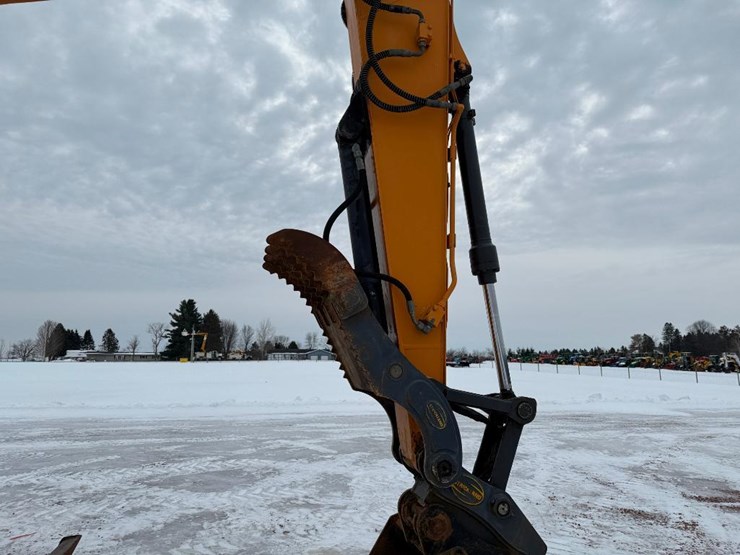 case-cx145dsr-image-34