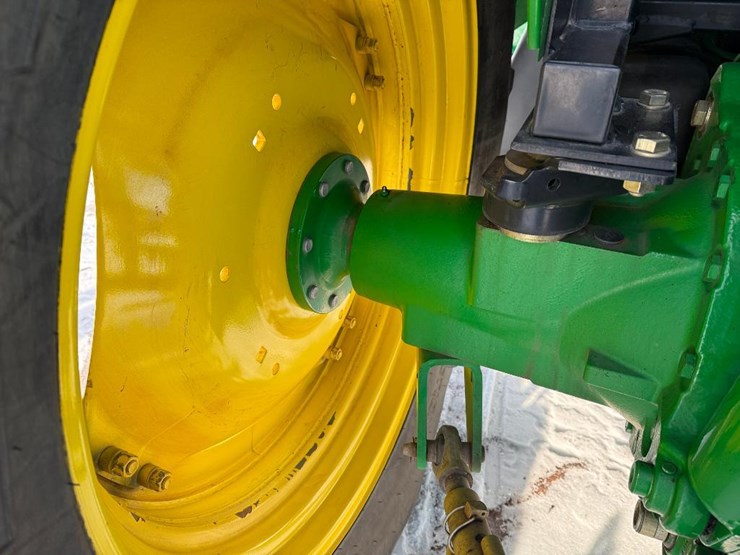john-deere-6415-image-31