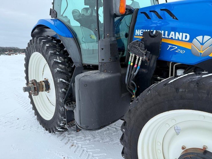 new-holland-t7.210-image-20
