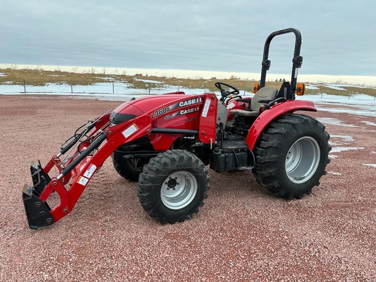 case-ih-farmall-55c-image-1