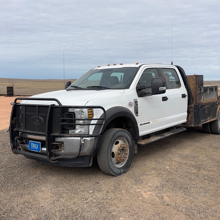 2019 FORD F550