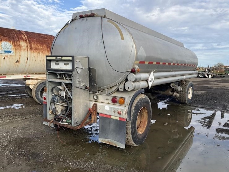(dmv)-clough-4000g-alu.-tanker-trailer-image-5