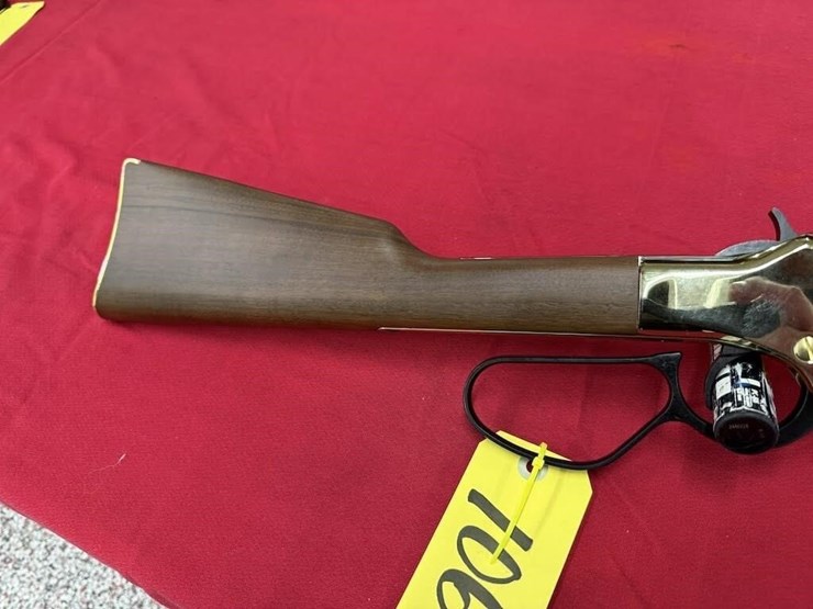 henry-model-h004vl-.17-hmr-image-3