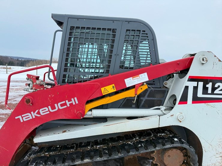 takeuchi-tl12-image-13