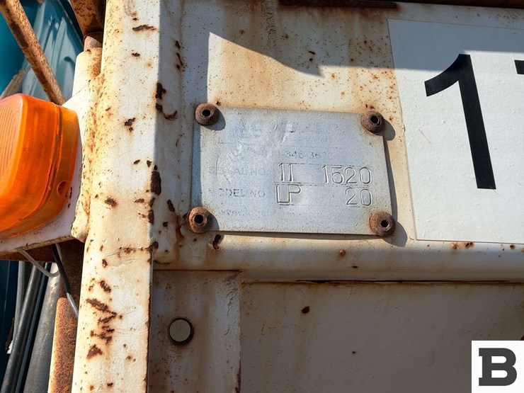 1981-ford-lt8000-image-46