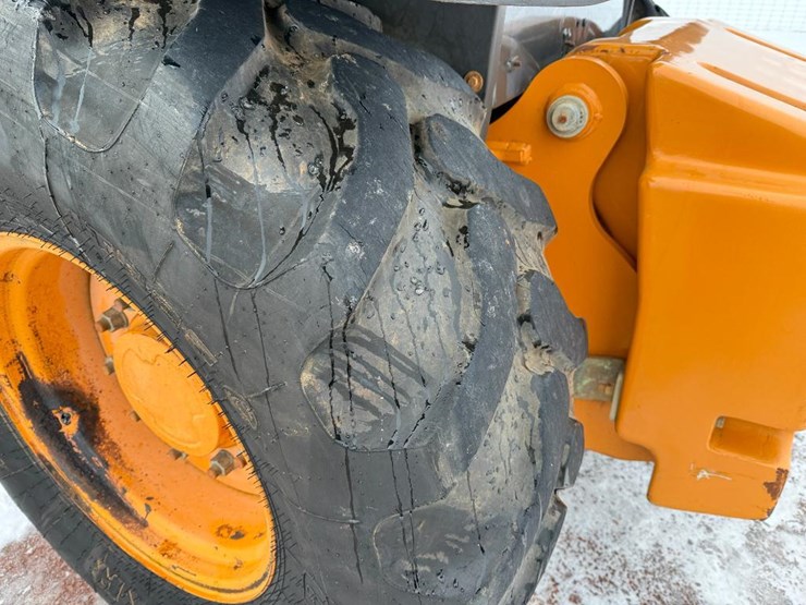 case-570n-xt-image-7