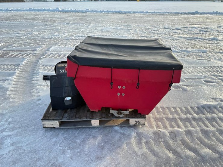 #113-•-lot-113-image-2