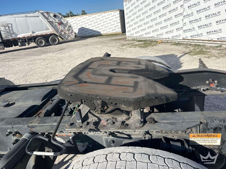 2007-freightliner-columbia-120-image-20