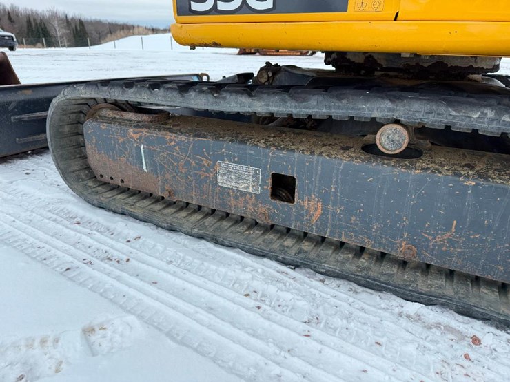 2018-deere-35g-image-10