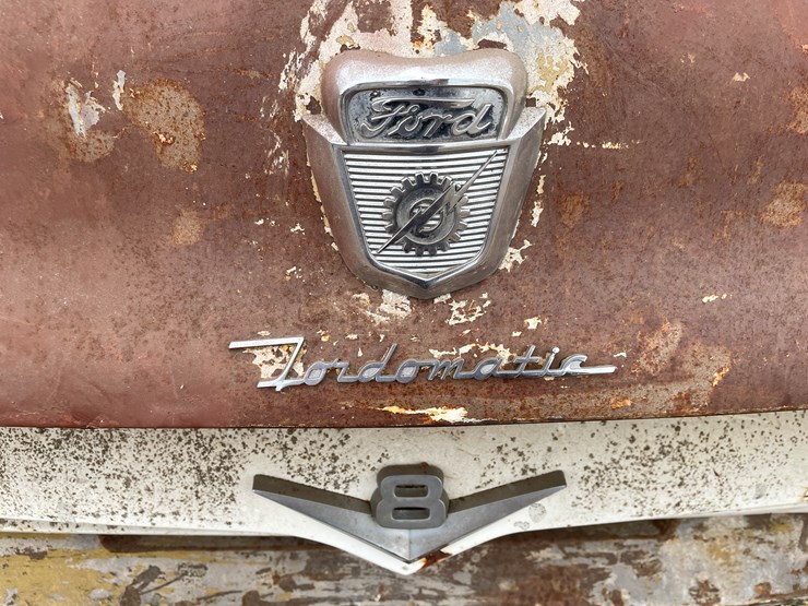 #1527-•-1956-ford-f100-panel-truck-**non-runner**(has-mn-title)-image-17