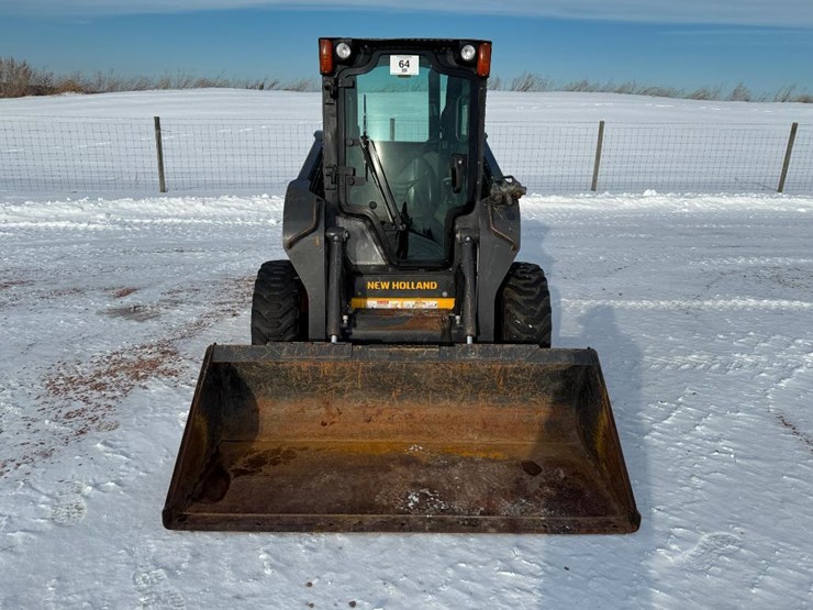 new-holland-l218-image-2