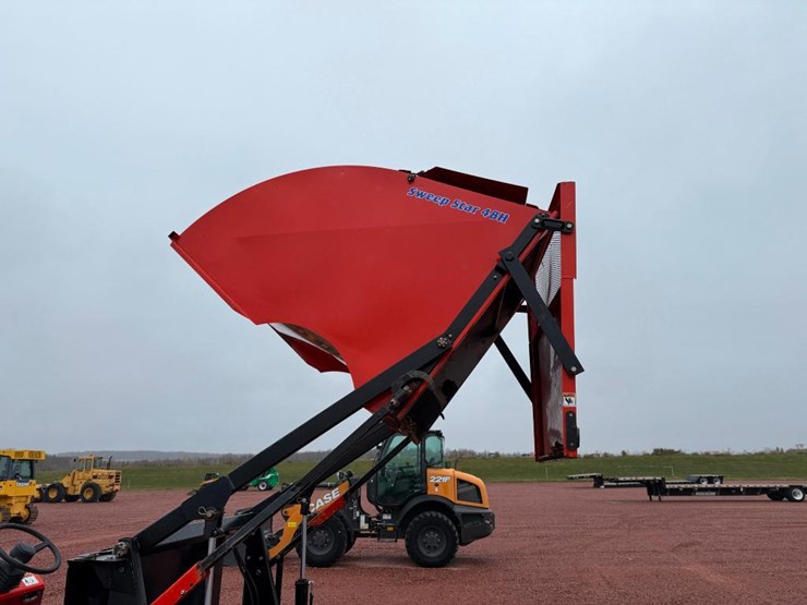 #25-•-lot-25-image-25