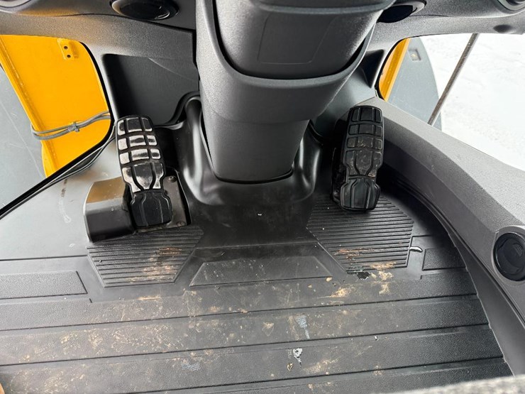 caterpillar-926m-image-77