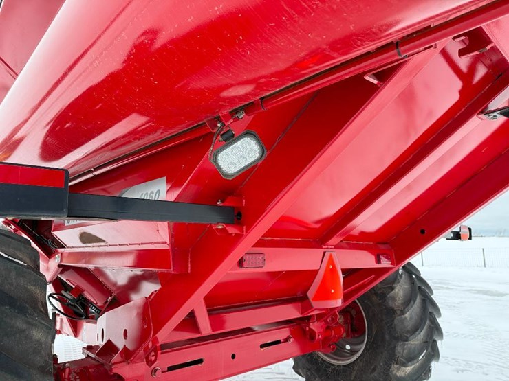 2021-unverferth-1060-image-13