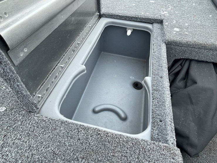 #136-•-2022-tracker-pro-170-boat-(has-wi-title)-image-21