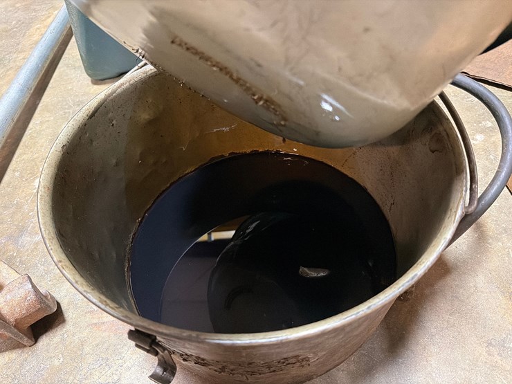 #93-•-oil-bucket-image-4