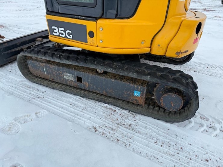 2018-deere-35g-image-7