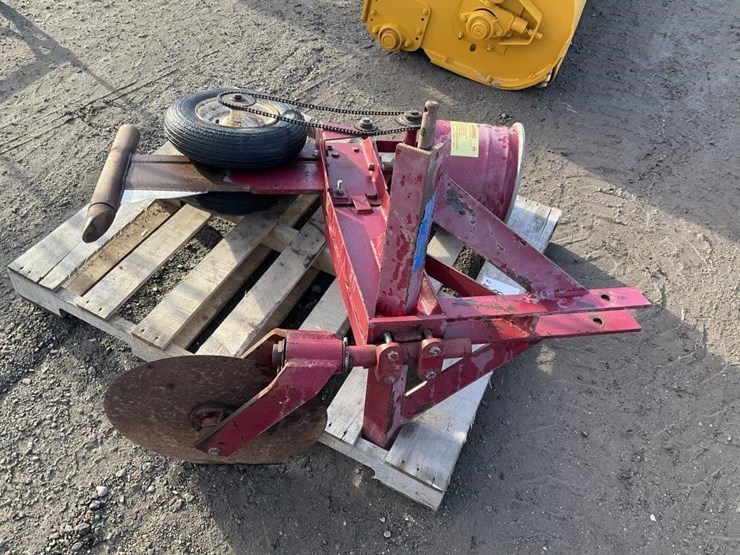 perryco-3-pt-gopher-baiter-image-3