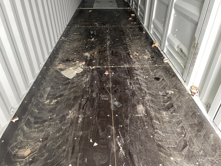 #402-•-40'-single-use-multi-door-hi-cube-shipping-container-image-9