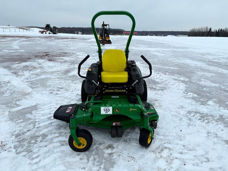 2015-john-deere-z915b-image-2