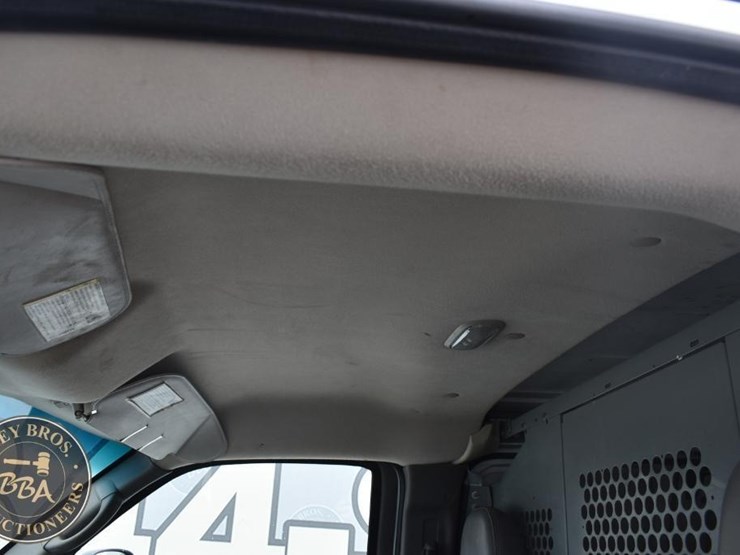 2008-chevrolet-express-1500-image-38