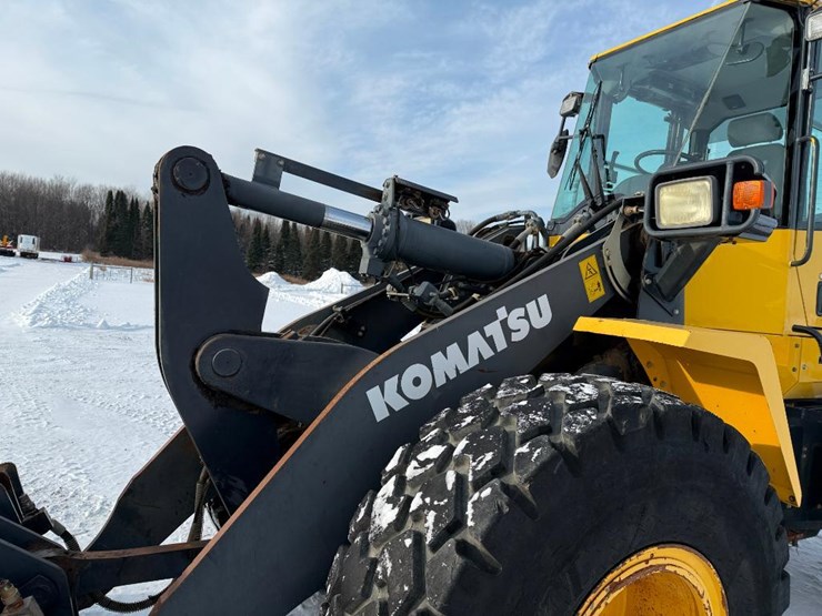 2011-komatsu-wa250pz-6-image-42