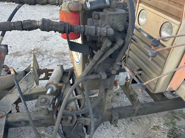 massey-ferguson-253-image-13