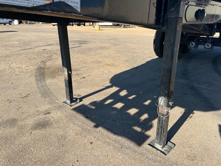 2022-clement-dump-trailer-image-9