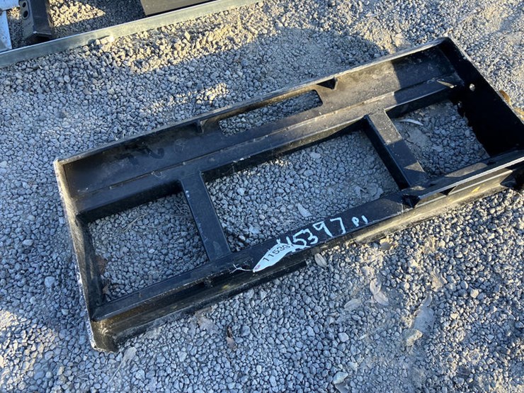 #115397-•-skidsteer-plate-image-1